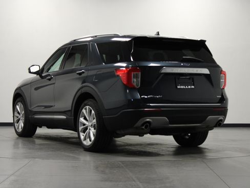 Used 2022 Ford Explorer Platinum w/ Technology Package RWD image 6