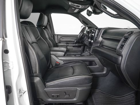 Used 2022 RAM 2500 Limited image 8