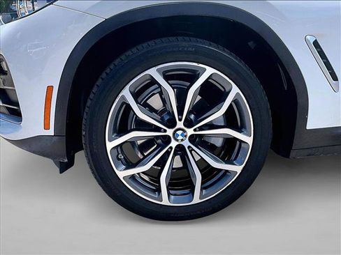 Used 2021 BMW X4 xDrive30i w/ Premium Package AWD/4WD image 10
