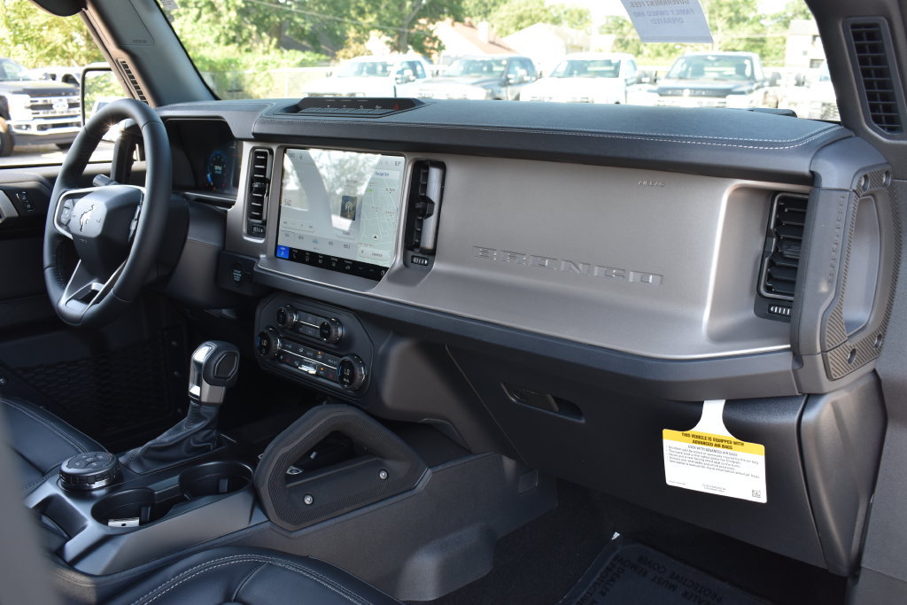 New 2026 Ford Bronco Outer Banks w/ Sasquatch Package AWD/4WD image 32