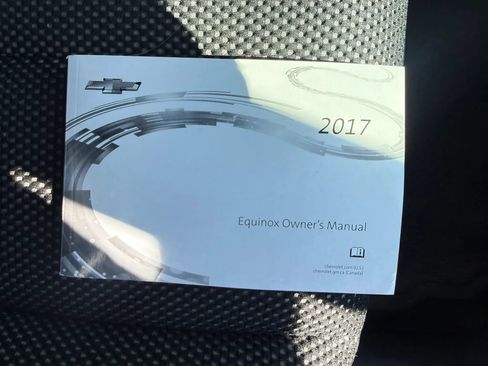 Used 2017 Chevrolet Equinox LT w/ Convenience Package FWD image 29