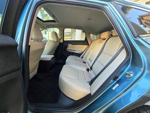 Used 2014 Honda Crosstour EX-L image 23