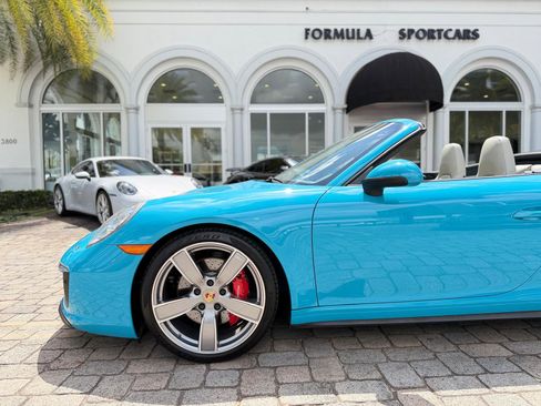 Used 2017 Porsche 911 Carrera 4S image 17