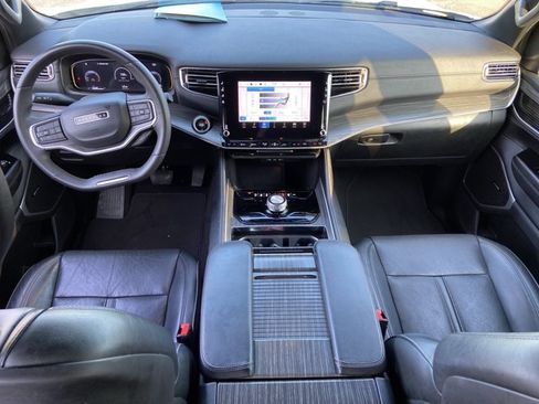 Used 2023 Jeep Wagoneer L Series II RWD image 53