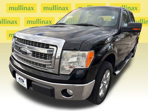 Used 2014 Ford F150 XLT w/ XLT Chrome Package image 9