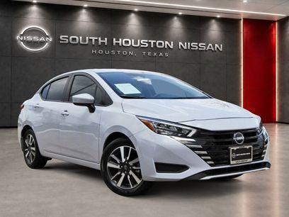 Certified 2025 Nissan Versa SV w/ Lighting Package