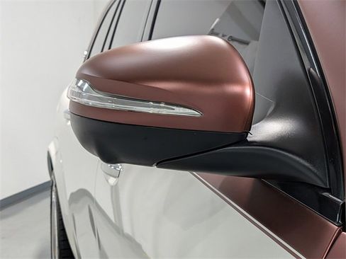 Used 2023 Mercedes-Benz Maybach GLS 600 4MATIC image 34