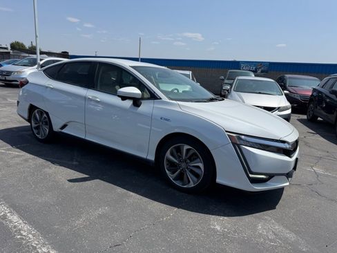 Used 2018 Honda Clarity Touring image 6