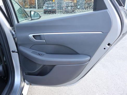 Used 2022 Hyundai Sonata SEL Plus image 12