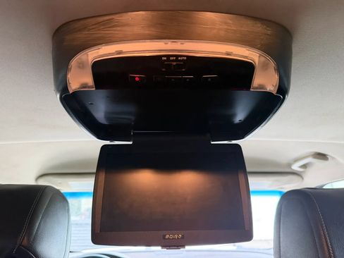 Used 2013 Ford Flex SEL FWD image 30