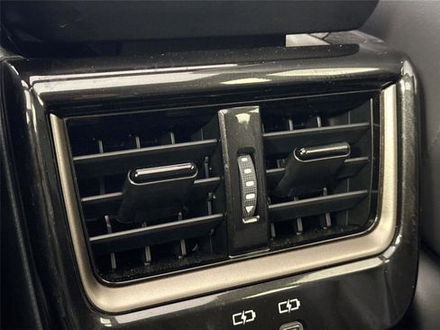 Certified 2025 Toyota Crown Signia w/ Advanced Technology Package AWD/4WD image 37