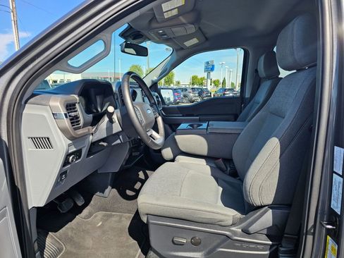Used 2024 Ford F150 XLT w/ Tow/Haul Package image 25