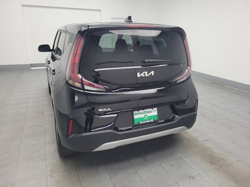 Used 2025 Kia Soul LX image 6