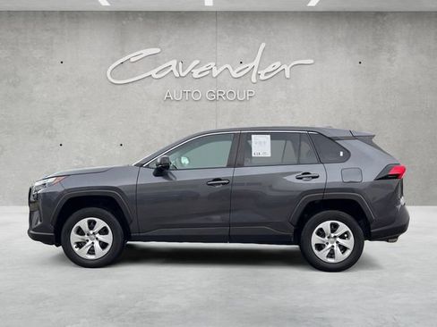 Used 2023 Toyota RAV4 LE FWD image 15