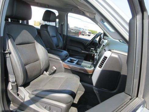Used 2018 GMC Sierra 1500 SLT AWD/4WD image 25