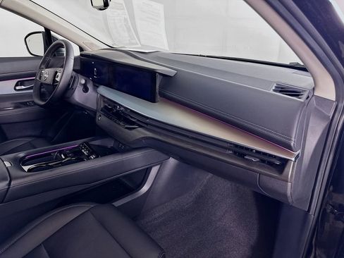 Certified 2025 Nissan Murano SL AWD/4WD image 39