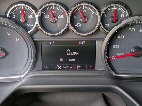 Used 2021 Chevrolet Tahoe Z71 image 37