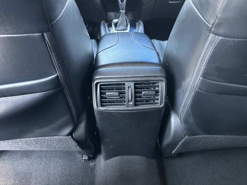 Used 2017 Nissan Rogue SL w/ SL Premium Package image 17