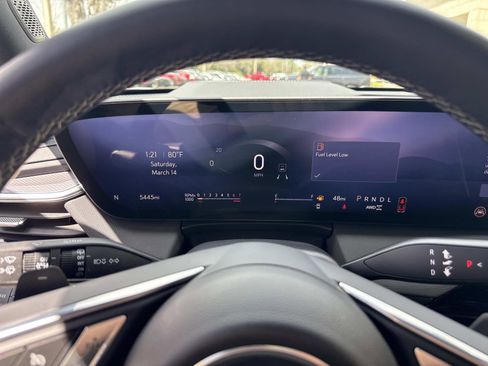 Used 2025 Buick Enclave Sport Touring image 30