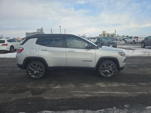 New 2026 Jeep Compass Limited AWD/4WD image 1