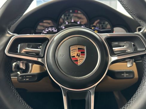 Used 2017 Porsche 911 Carrera RWD image 11