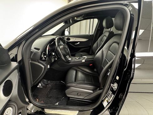 Used 2019 Mercedes-Benz GLC 300 4MATIC image 10