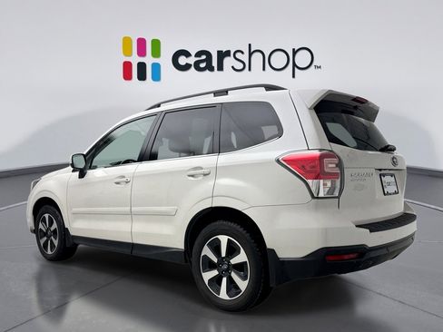 Used 2017 Subaru Forester 2.5i Limited image 3