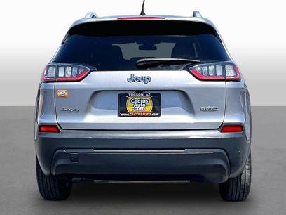 Used 2019 Jeep Cherokee Latitude w/ Cold Weather Group