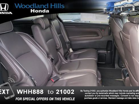 Used 2023 Honda Odyssey Elite image 25