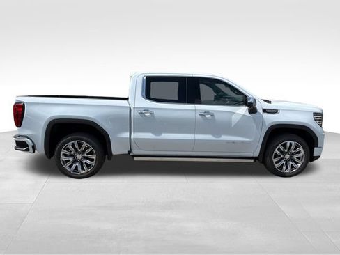 New 2026 GMC Sierra 1500 Denali w/ Denali Reserve Package AWD/4WD image 8