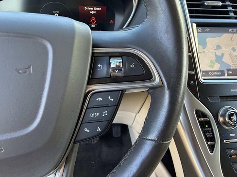 Used 2019 Lincoln Nautilus Reserve w/ Cargo Utility Package image 29