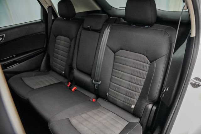 Used 2015 Ford Edge SEL FWD image 25