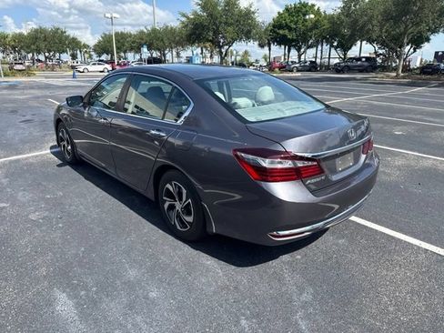 Used 2016 Honda Accord LX image 4