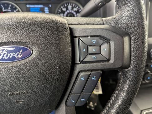 Used 2016 Ford F150 XLT w/ Equipment Group 302A Luxury image 14