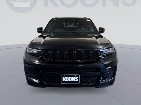 Used 2023 Jeep Grand Cherokee L Laredo AWD/4WD image 11
