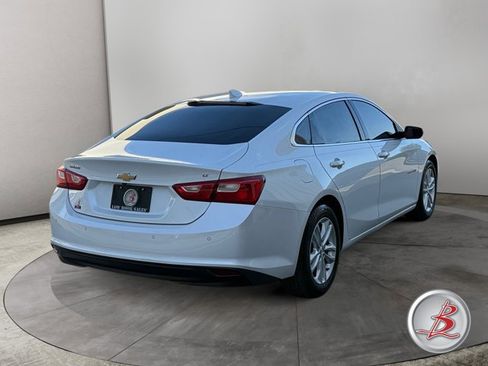 Used 2016 Chevrolet Malibu LT w/ Driver Confidence Package FWD image 7
