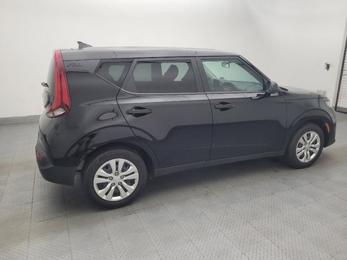 Used 2021 Kia Soul LX FWD image 10