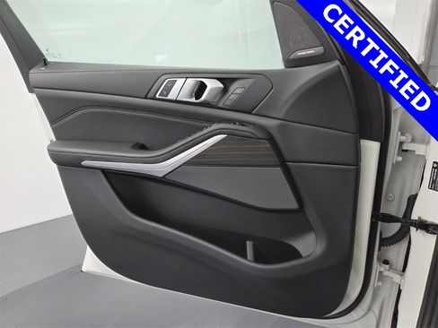 Certified 2024 BMW X5 sDrive40i w/ Premium Package image 38