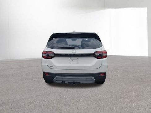 Used 2024 Honda Pilot EX-L image 8