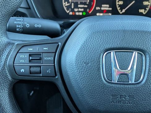 Used 2025 Honda CR-V LX image 18