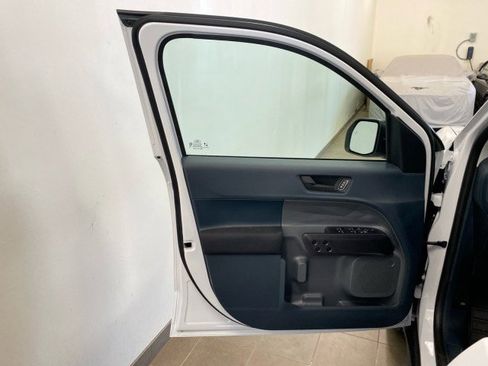 New 2025 Ford Maverick XL w/ Equipment Group 101A image 38