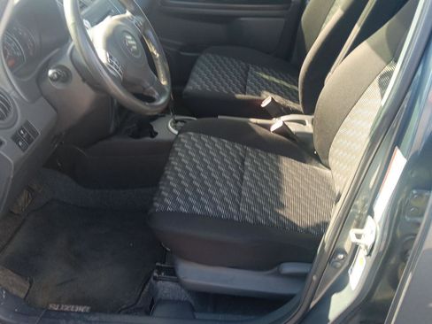 Used 2009 Suzuki SX4 AWD Hatchback w/ Touring Pkg image 12