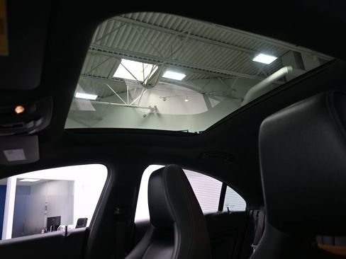 Used 2018 Mercedes-Benz CLA 250 250 image 31