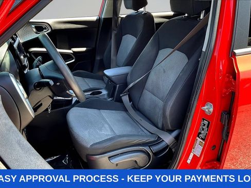 Used 2023 Kia Soul LX w/ LX Technology Package FWD image 25