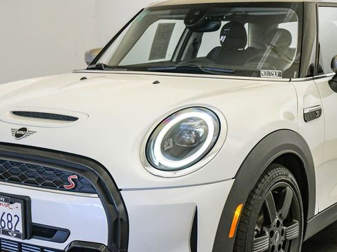 Certified 2024 MINI Cooper S FWD image 8