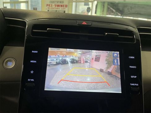 Used 2022 Hyundai Tucson SEL w/ Cargo Package image 18