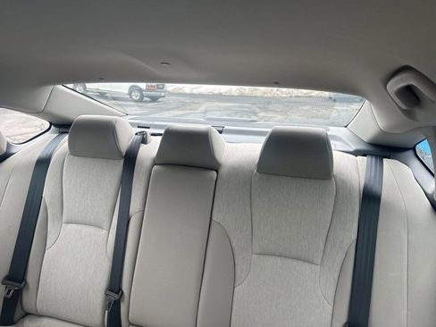 Used 2023 Honda Accord LX image 9