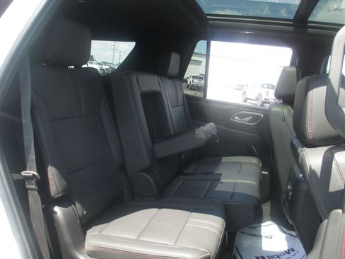 Used 2024 Chevrolet Tahoe RST w/ Luxury Package AWD/4WD image 26