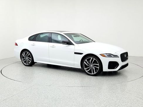 New 2024 Jaguar XF R-Dynamic SE image 3