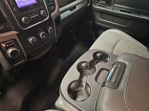 Used 2016 RAM 1500 Express image 22